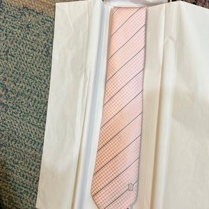 Loui Vuitton tie